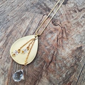 ⭐2/$20 Matt gold teardrop pendant with crystal drops